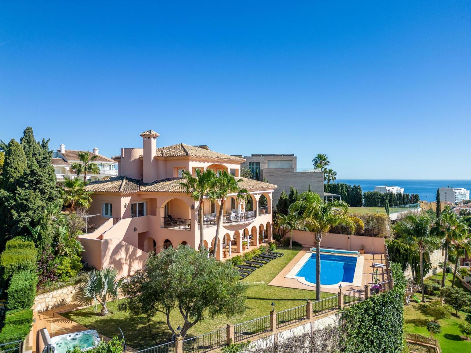 Beachside Villa With Panoramic Sea Views Benalmádena Εξωτερικό φωτογραφία