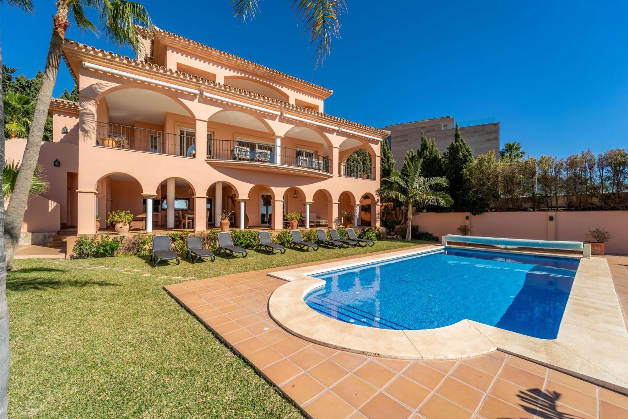 Beachside Villa With Panoramic Sea Views Benalmádena Εξωτερικό φωτογραφία