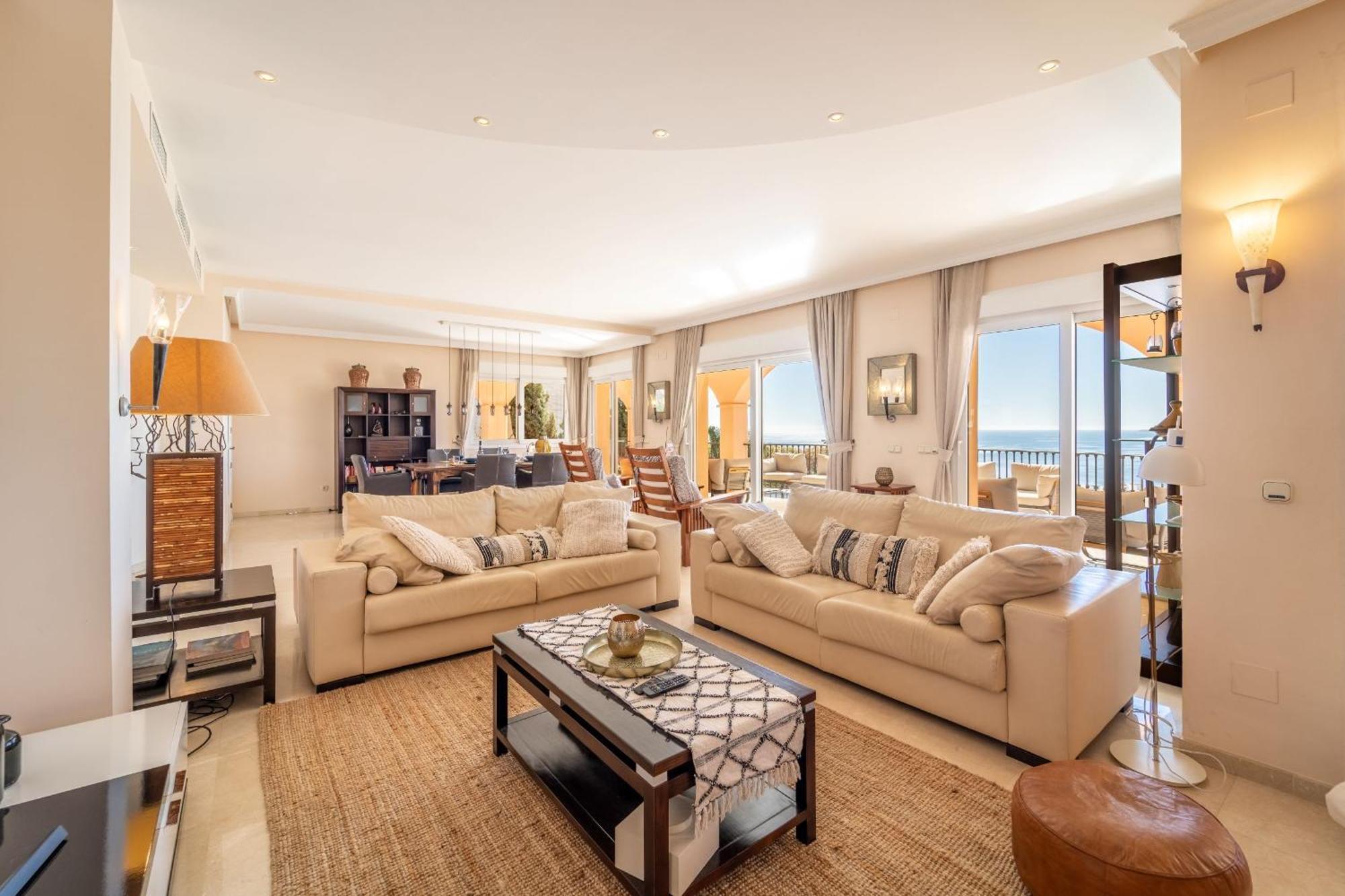 Beachside Villa With Panoramic Sea Views Benalmádena Εξωτερικό φωτογραφία